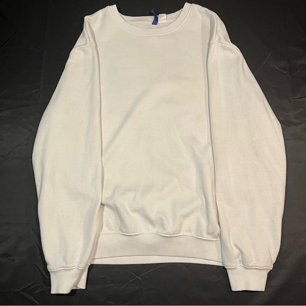White sweatshirt